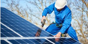 Installation Maintenance Panneaux Solaires Photovoltaïques à Meyras